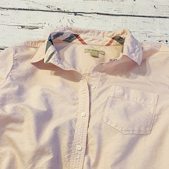 Authentic Burberry pink button down - Picture 4 of 8